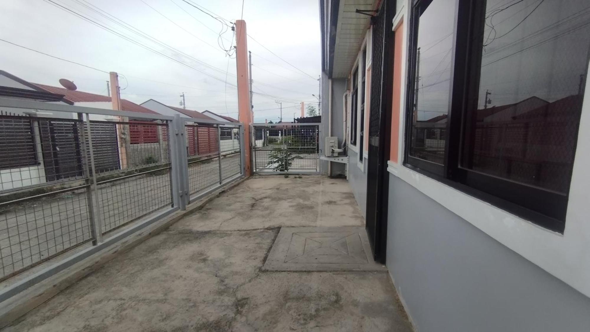 2 Bedroom House At Deca Homes Talomo Davao City Екстериор снимка